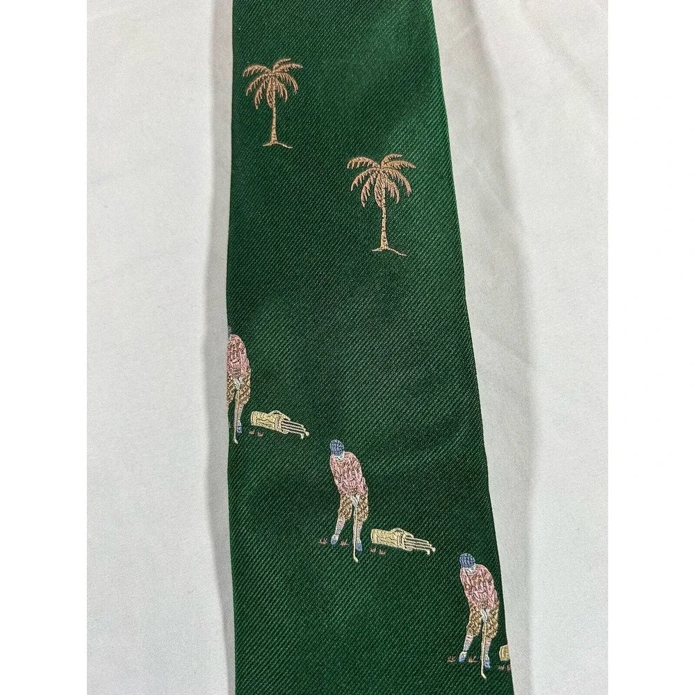 Vintage Jacobs Roberts LTD 100% Silk Tie Golf Exclusive Three Thread Design